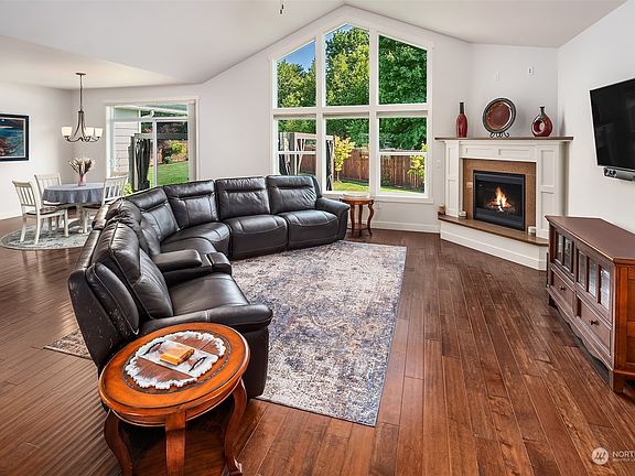 4th image of 2845 Fenmoor Lane SE