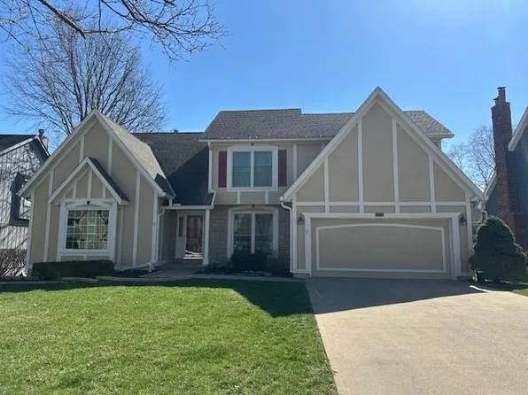 9911 W 124th Ter, Overland Park, KS 66213