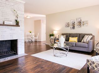 1208 Drake St SW, Vienna, VA 22180