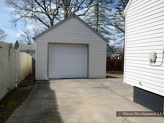 2nd image of 1330 Eastland Ave SE