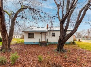 913 Knox Ave, Statesville, NC 28677