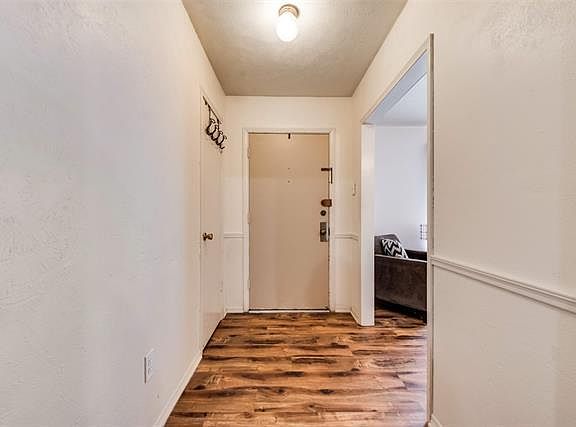5th image of 13229 Glenside Dr