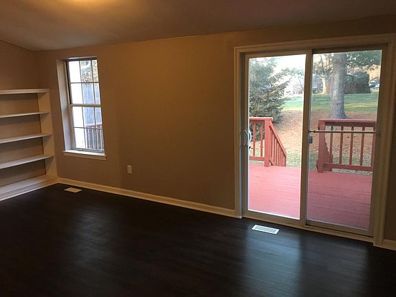 2nd image of 747 Orley Pl