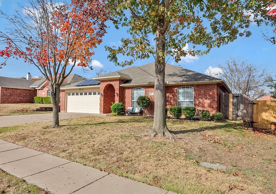 1st image of 822 La Sierra Ct