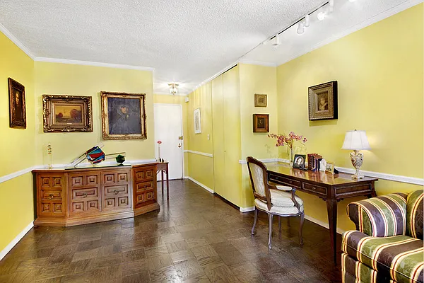 Sold by Stribling | media 17