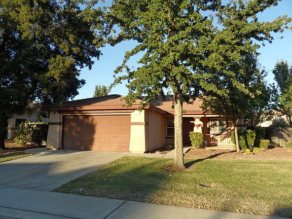 2nd image of 4413 Aubergine Way