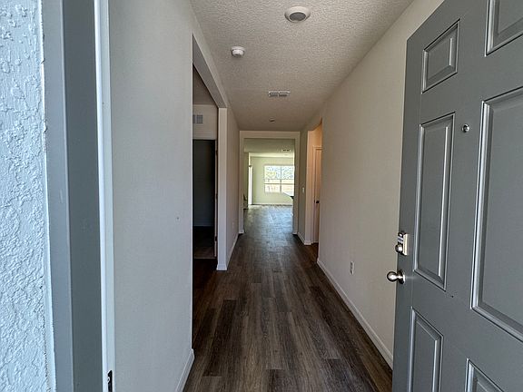 5th image of 1087 Morfontaine St