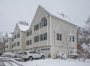 16 Clifton St APT G, Taunton, MA 02780
