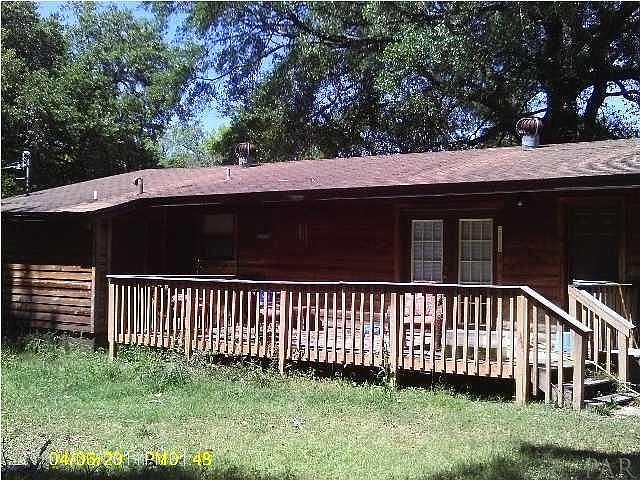 2nd image of 4001 Diamond St