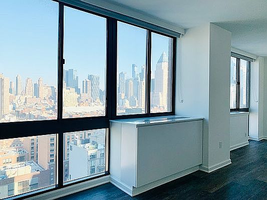1st image of 520 W 43rd St APT 25C