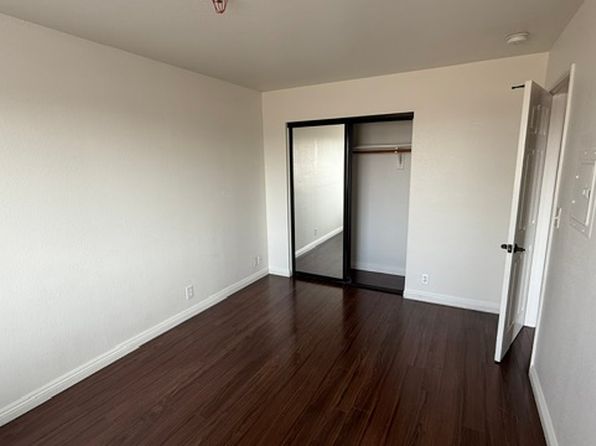 12526 Cranbrook Ave APT 6