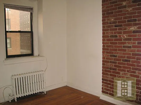 Rented by Halstead Real Estate | media 21