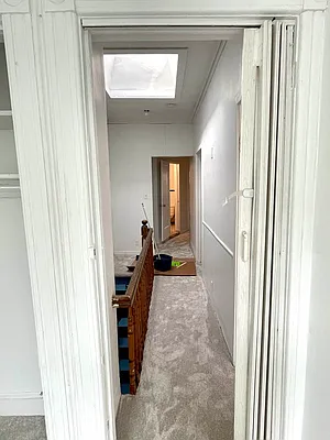 Rented by Amorelli Realty | media 8