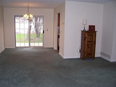 5th image of 2840 S Tinkers Ln