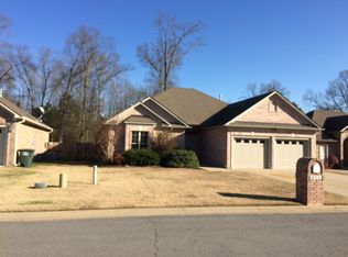 1050 Champions Dr, Conway, AR 72034
