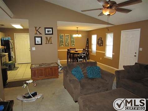 5th image of 4249 Pleasant Dr #2