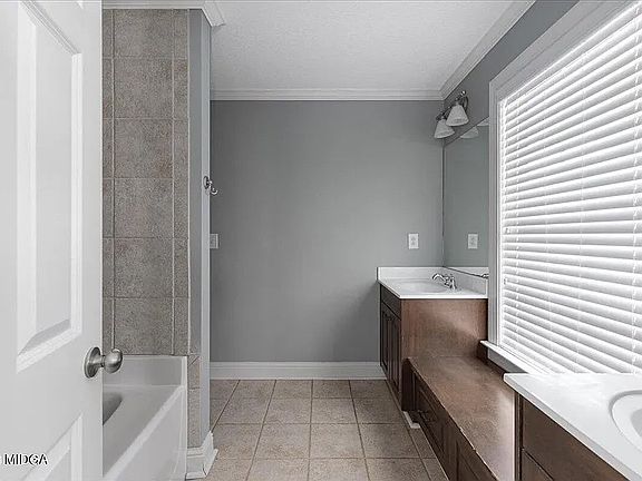 4th image of 314 Ivy Stone Dr