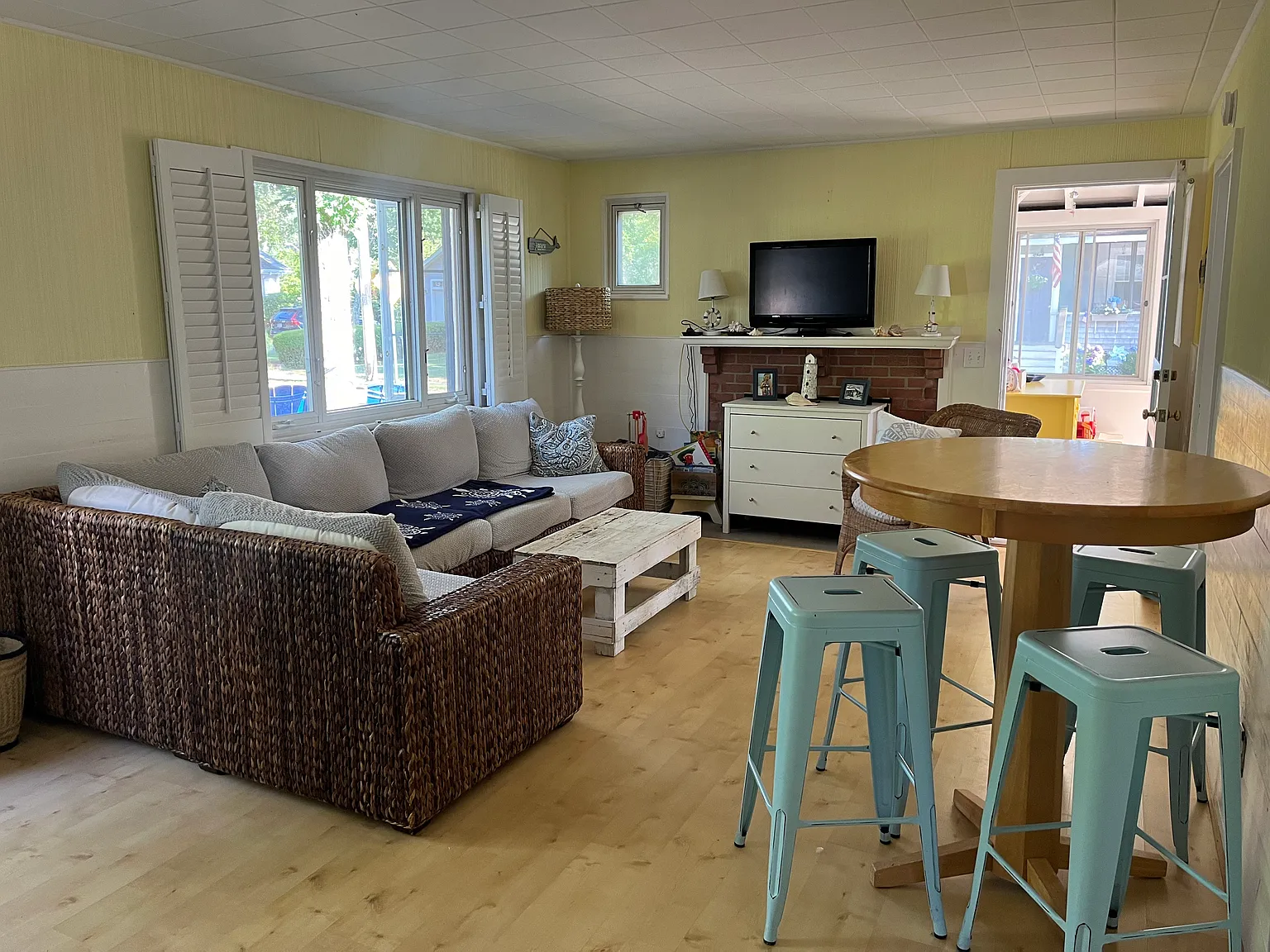 101 Silver Beach Ave — Photo 3