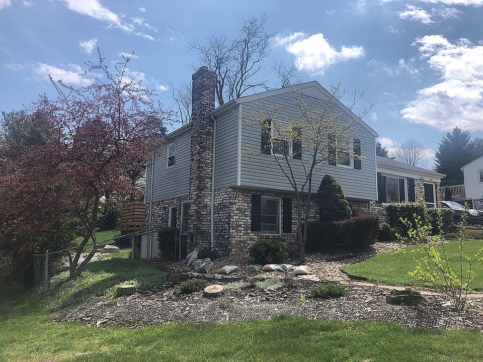 2nd image of 1150 Waterman Dr