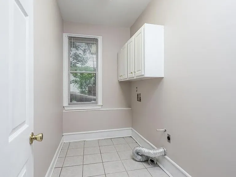802 Satin Wood Pl — Photo 22