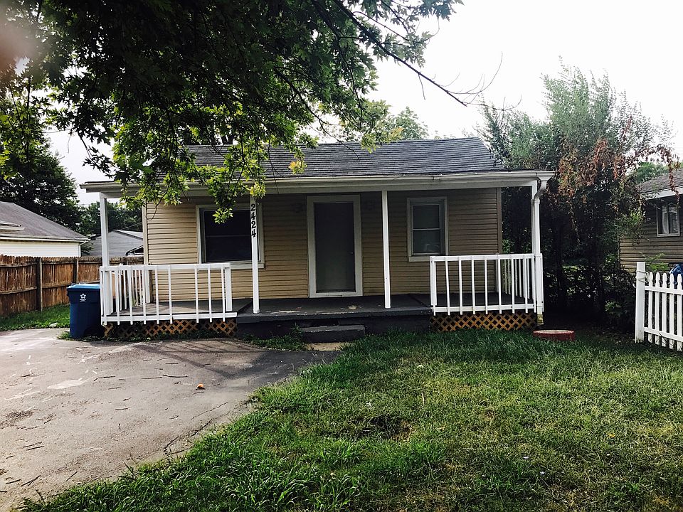 2nd image of 2428 Guernsey Dell Ave