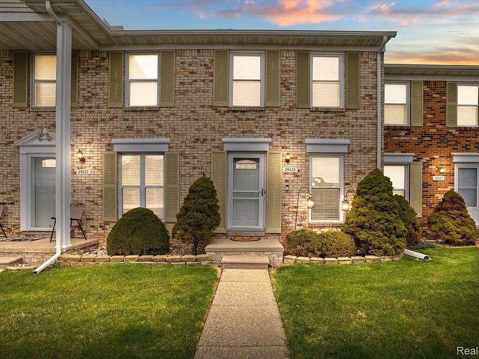 1st image of 29135 E Brittany Ct