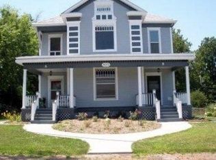 825 SW Western Ave, Topeka, KS 66606