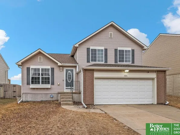 8706 N 155th St, Bennington, NE 68007