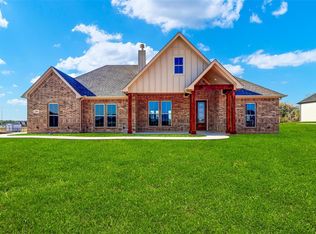 390 Olde Towne Rd, Paradise, TX 76073