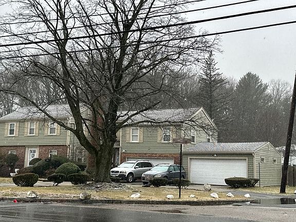2nd image of 315 Blue Hill Ave