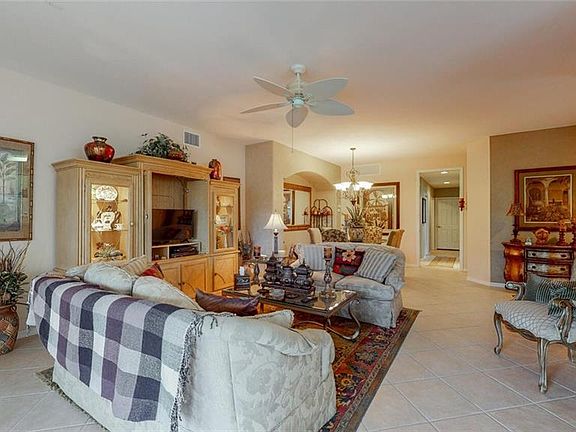 4th image of 3974 Bishopwood Ct W Unit 101