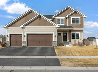 17941 Equinox Ave, Lakeville, MN 55044