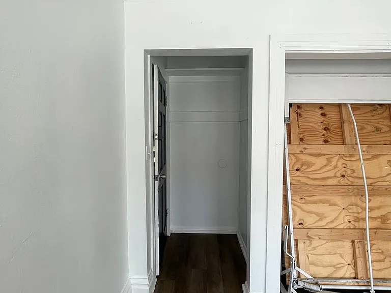 2816 Cottage Grove Ave — Photo 2