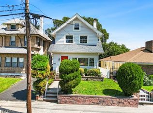 56 High St, Belleville, NJ 07109