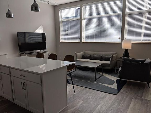 4th image of 133 7th St E APT 213