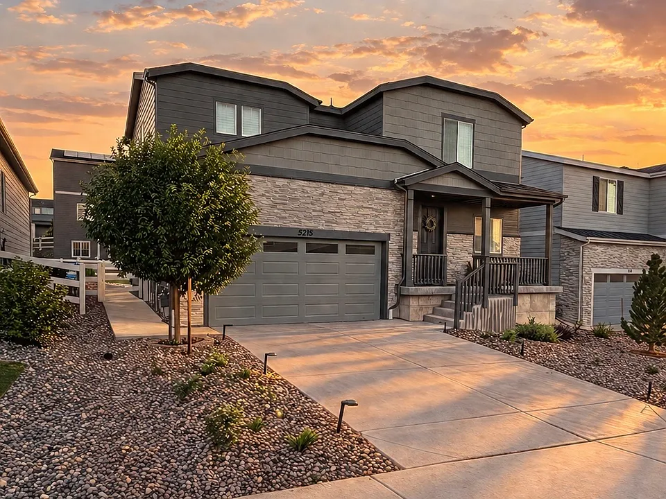 5215 Lumos Ln