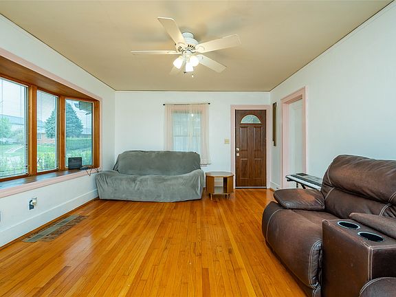 3rd image of 309 N 7th St
