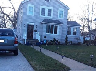 273 Randall Ave, Freeport, NY 11520
