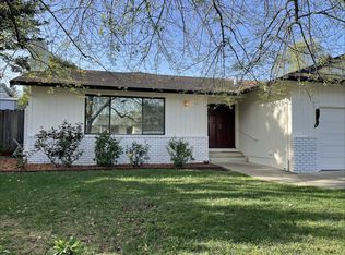 18760 Park Tree Ln, Sonoma, CA 95476