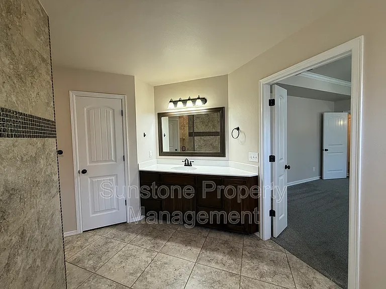 9307 N 95th East Ave — Photo 14