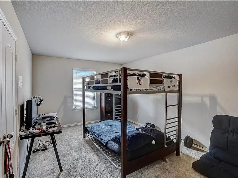 8014 Arezzo Dr — Photo 12