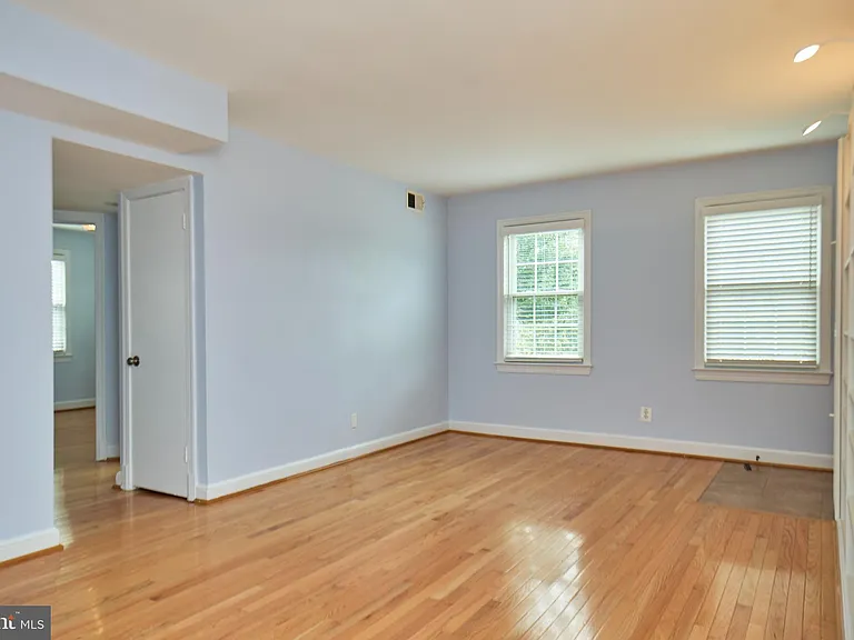 2501 Arlington Blvd #2 — Photo 6