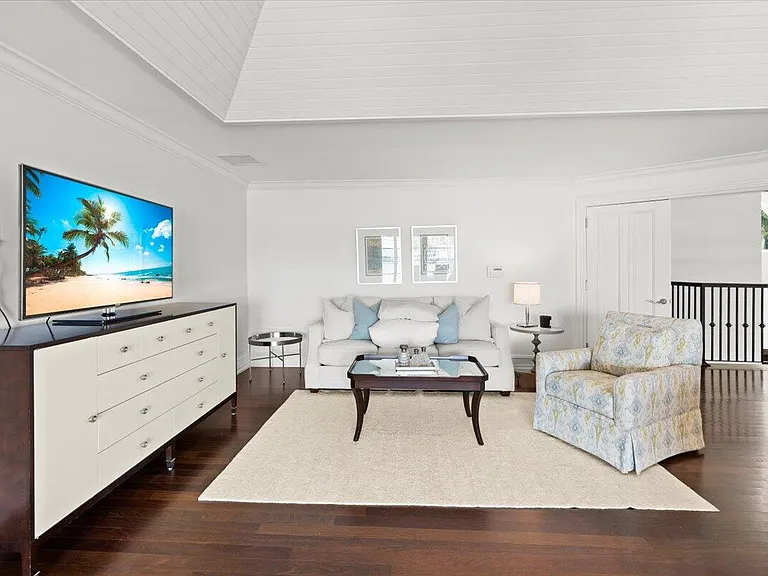 1313 E Lake Dr — Photo 47