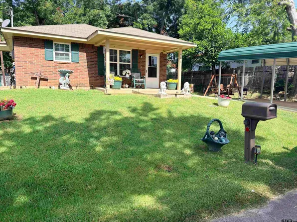 403 Short St, Troup, TX 75789