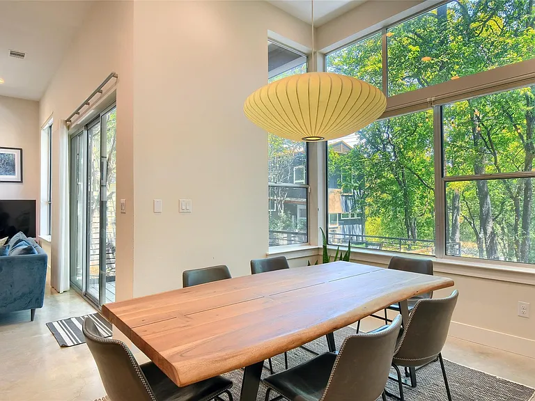 1009 E Riverside Dr #B — Photo 10