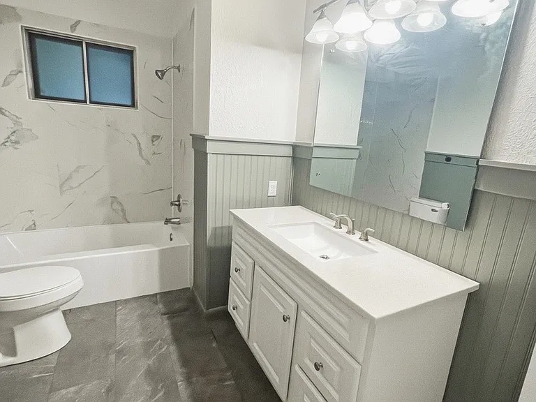 246 Maxine Dr — Photo 10