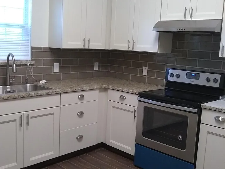 2322 Chapman St — Photo 6