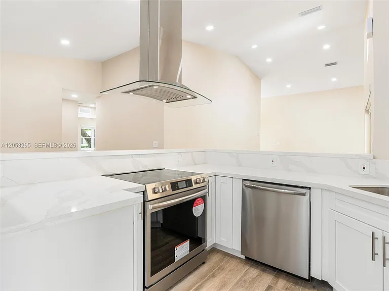 11747 SW 90th Ter — Photo 7