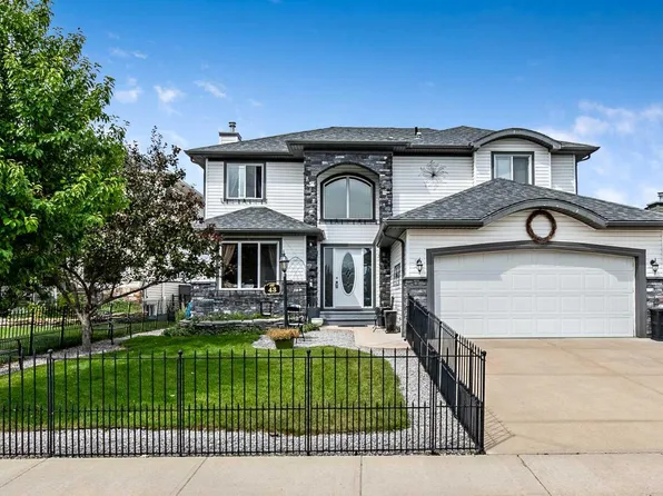 43 Sheep River Hts, Okotoks, AB T1S 2A1
