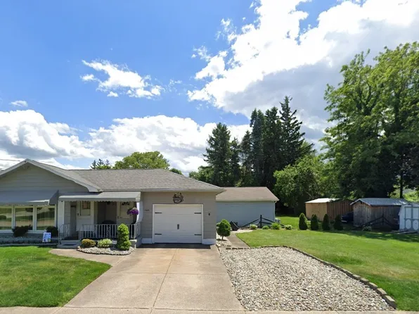 1945 W 27th St, Erie, PA 16508